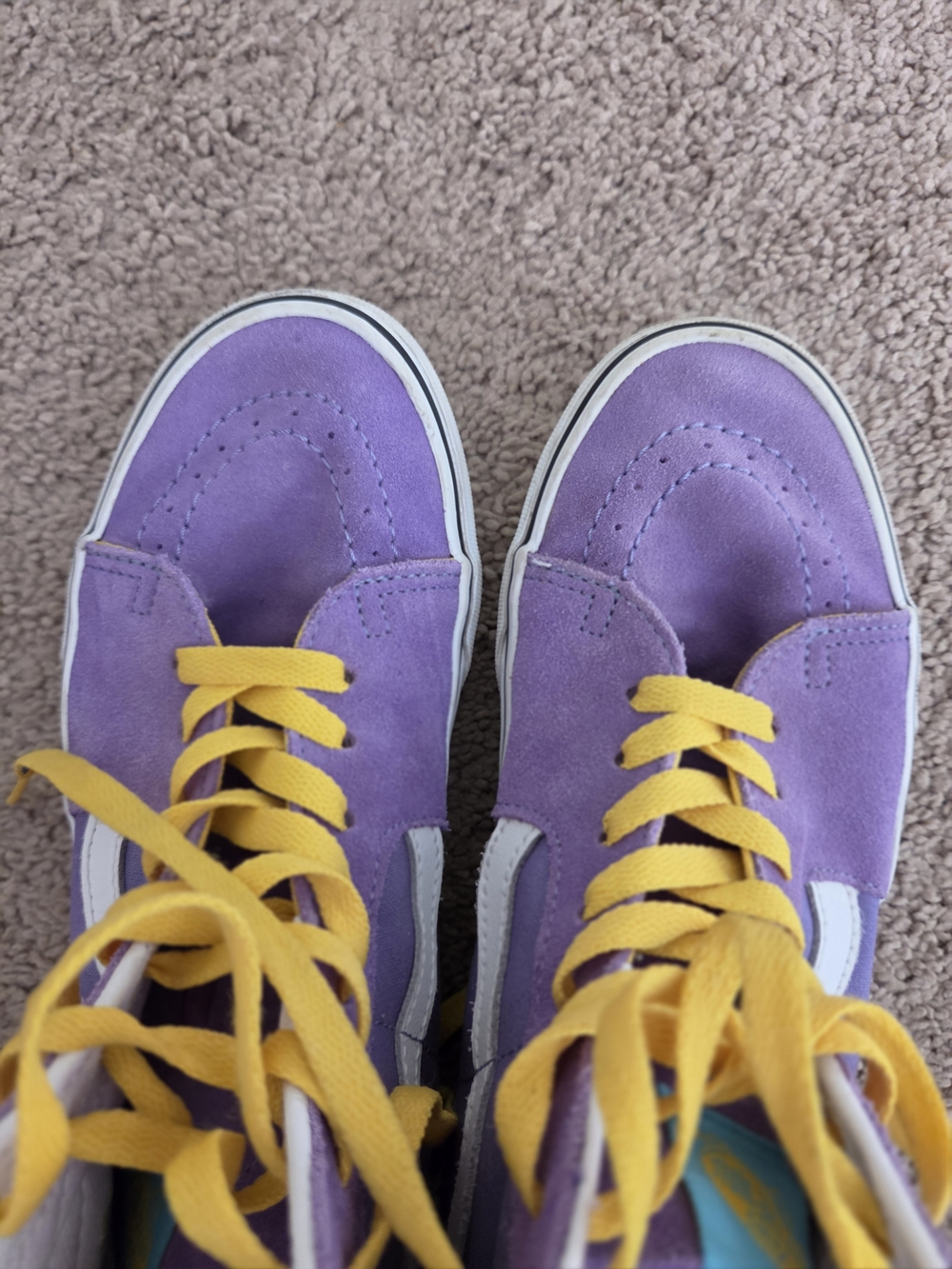 Vans X Lisa Simpson Purple High-Top Sneakers with Yellow Laces - Picture 7 of 7